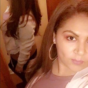 Meet your Posher, Dulce